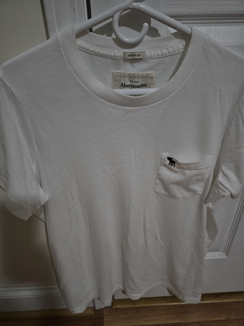 Abercrombie & Fitch White Short‑Sleeve Pocket Tee